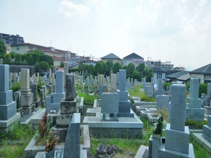 瀬川半町共有墓地