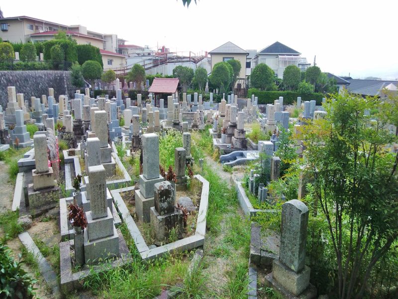 瀬川半町共有墓地