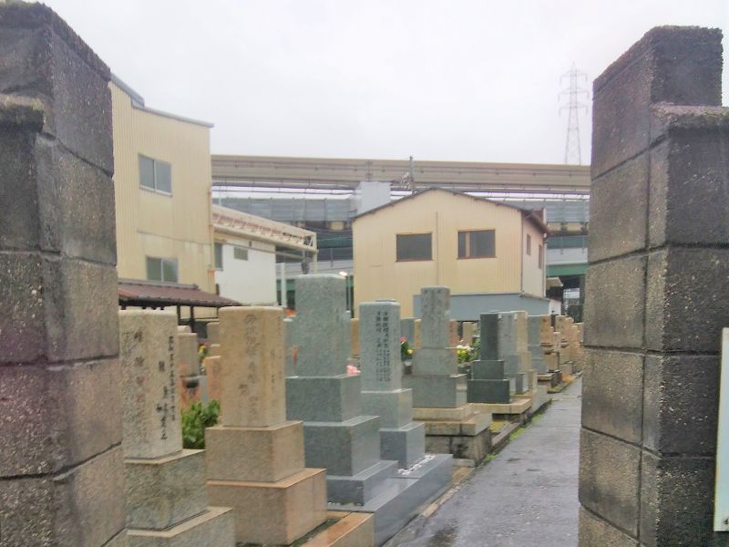 一津屋・和道共同墓地