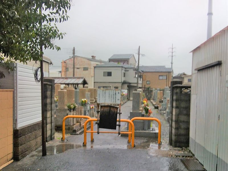 一津屋・和道共同墓地