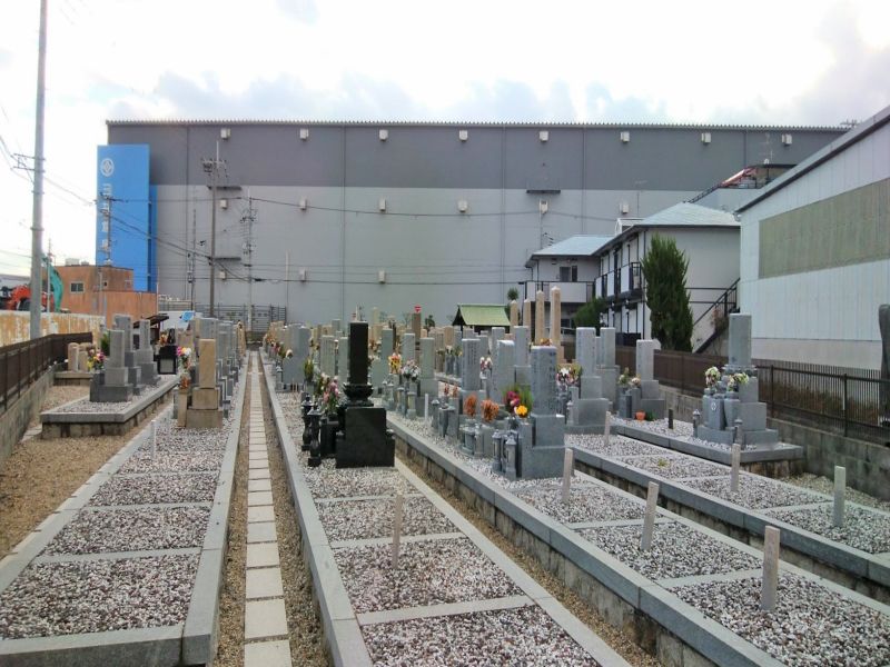 坪井共同墓地