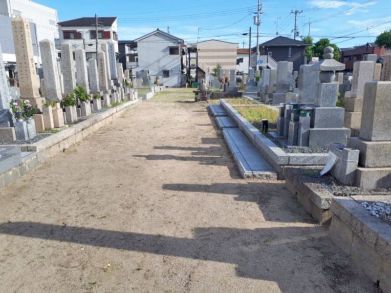 稲葉共同墓地