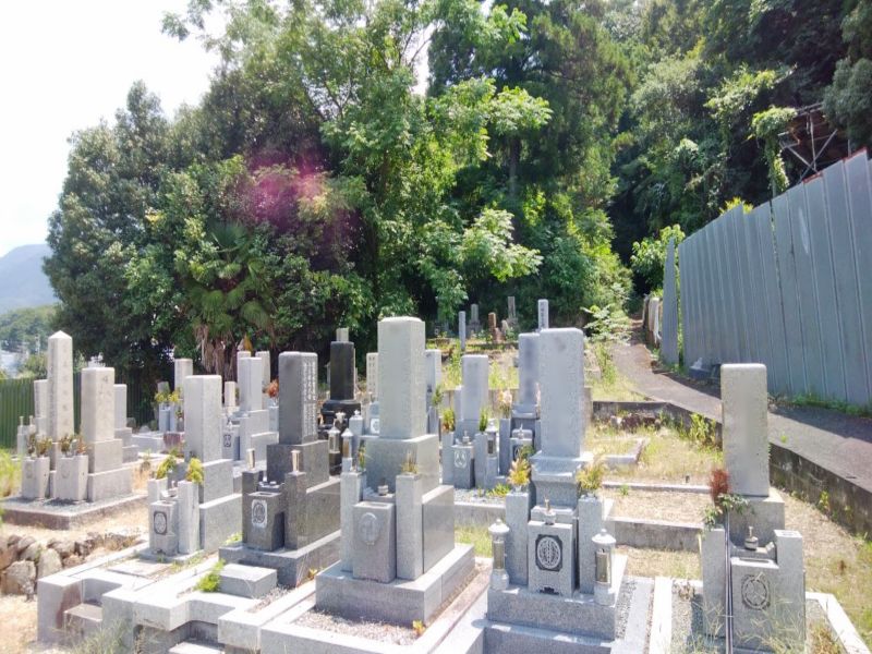 中川原財産区墓地