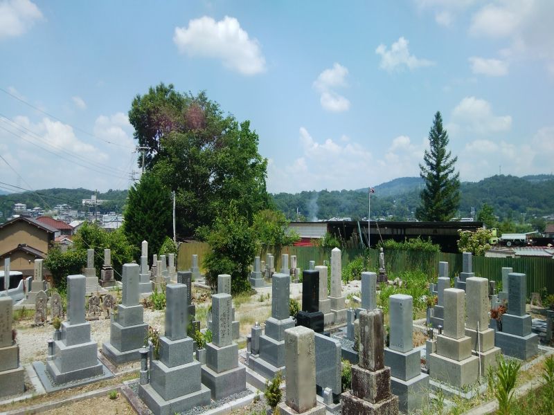 中川原財産区墓地