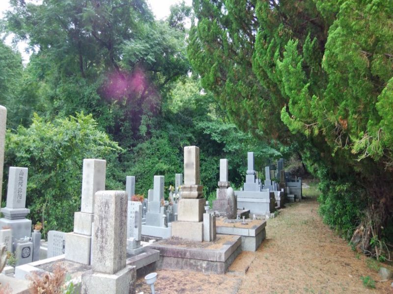 古江墓地