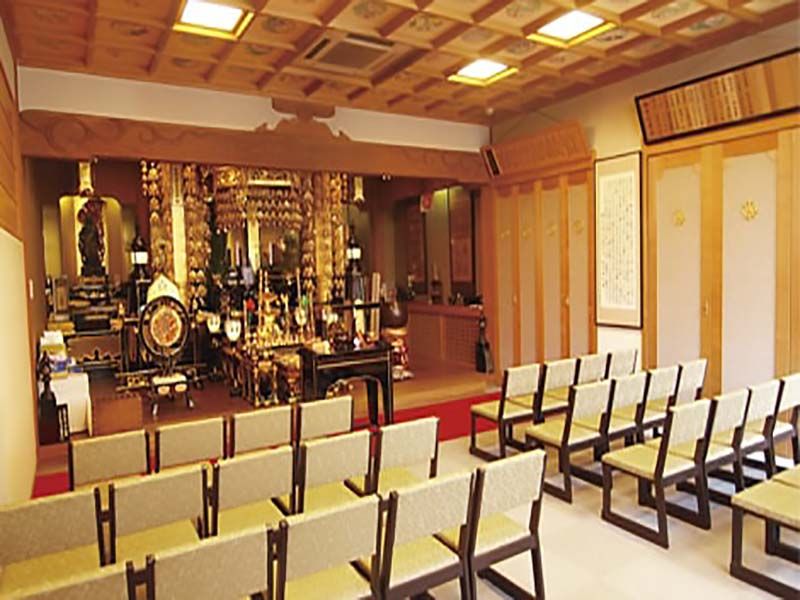 湘南海光霊園　法要施設も完備