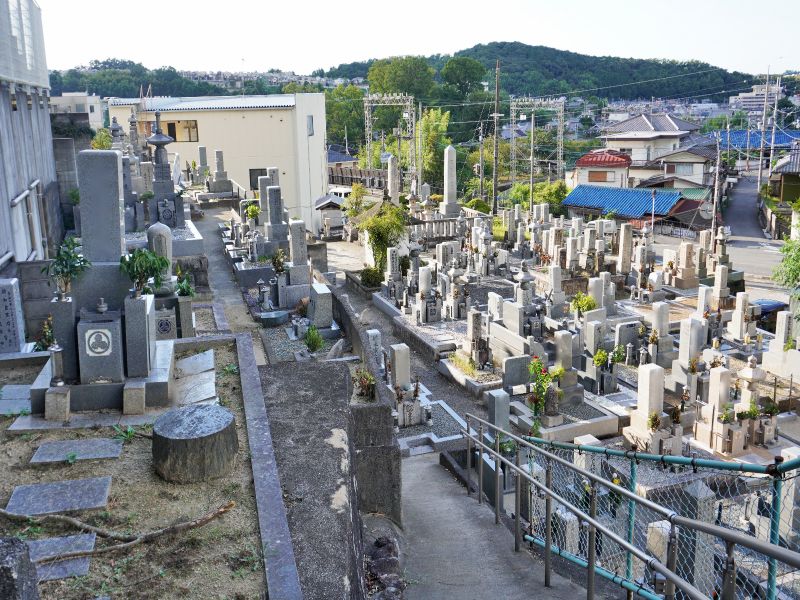 三日市墓地
