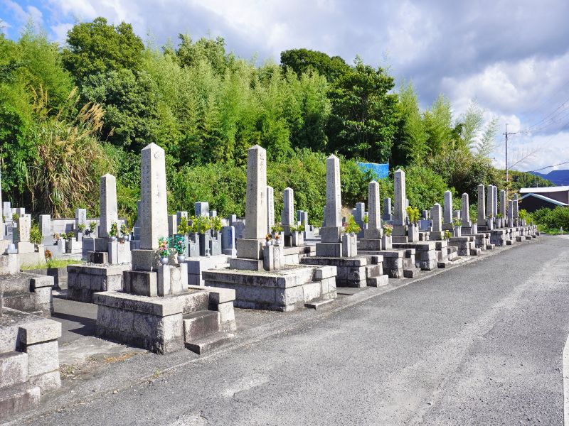 山直中町営 岸和田山直墓地