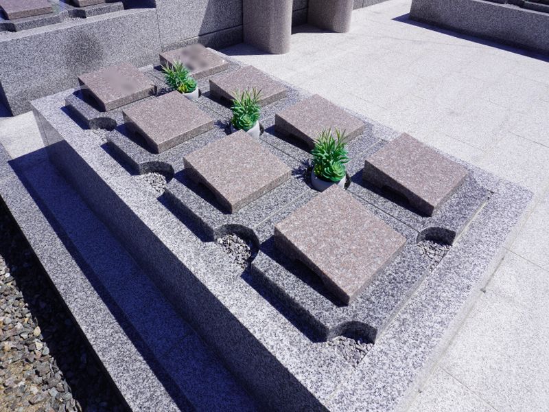 小寺墓地