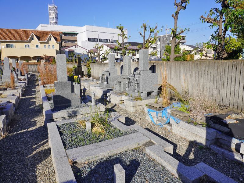 沢良宜浜墓地