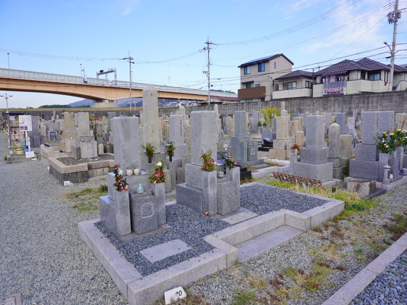 池田市立 桃園墓地