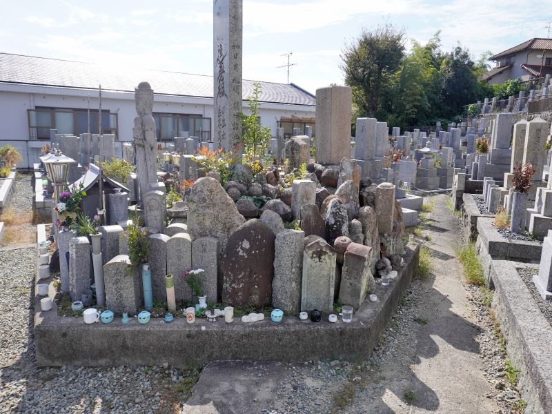 箕面地区共同墓地