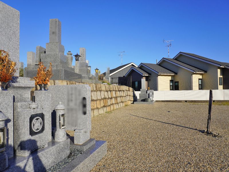 山之上共同墓地