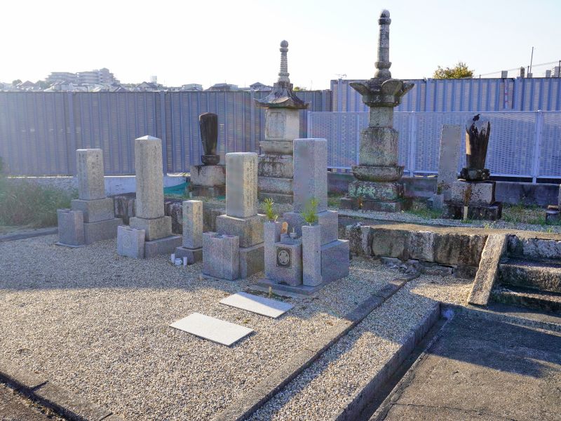 山之上共同墓地