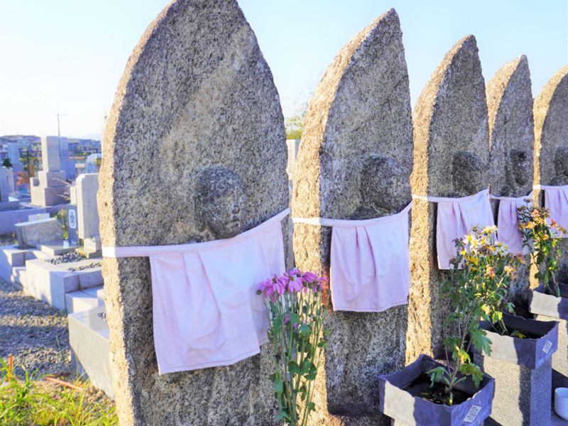 山之上共同墓地