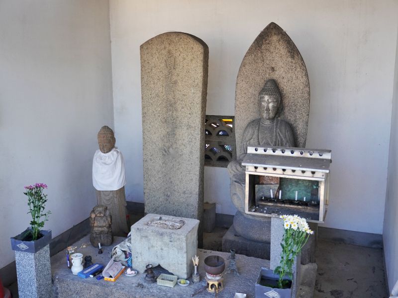 山之上共同墓地