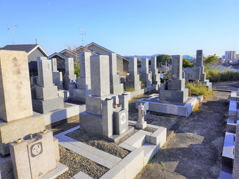 山之上共同墓地