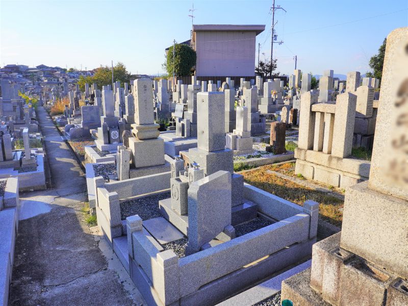 山之上共同墓地