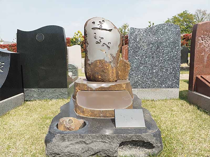 リバティ所沢セントソフィア　墓石建墓例