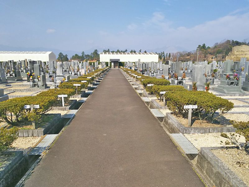 東員町墓地公園