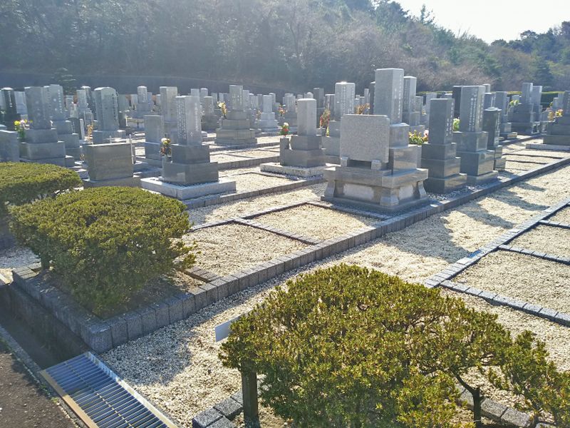 東員町墓地公園