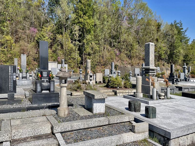 平和霊園 清潔感のあるお墓