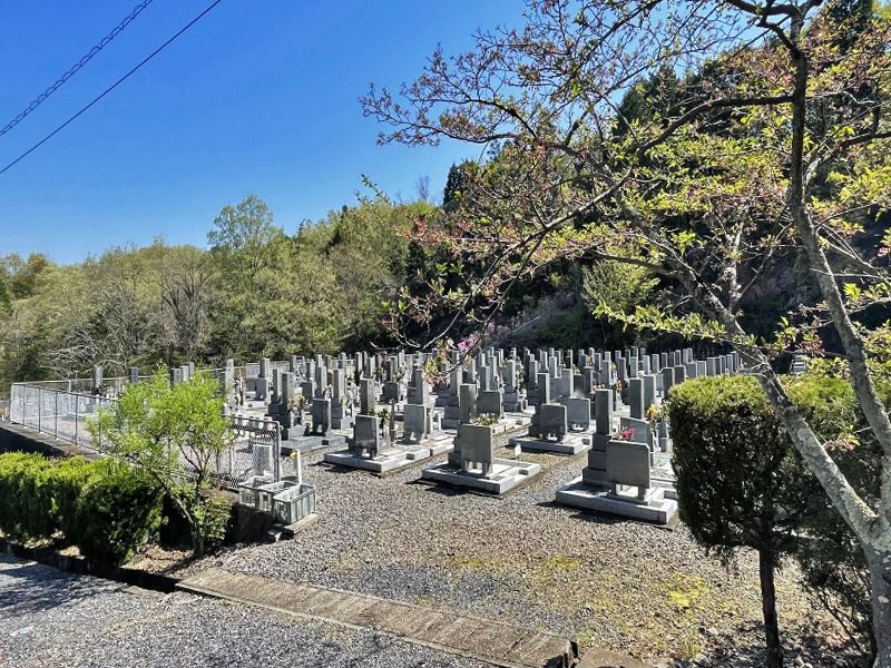 美しく管理された平和霊園 
