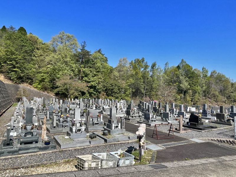 平和霊園 きちんと管理された園内
