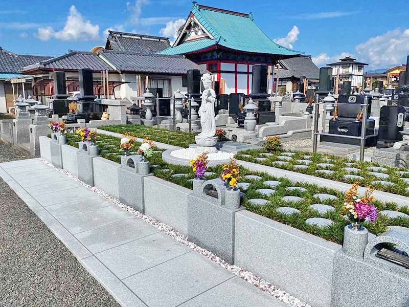 沼田ガーデニング樹木葬墓地