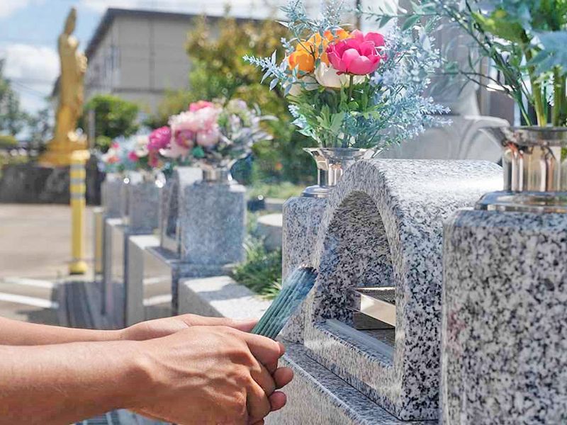 伊勢原みちびき樹木葬墓地