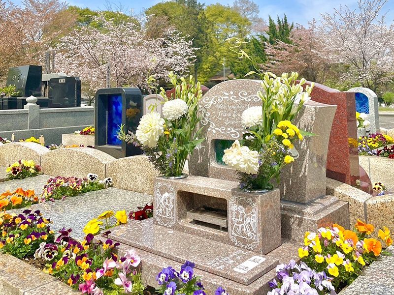 八王子高尾「光とガラスの花壇墓地」花ごころ