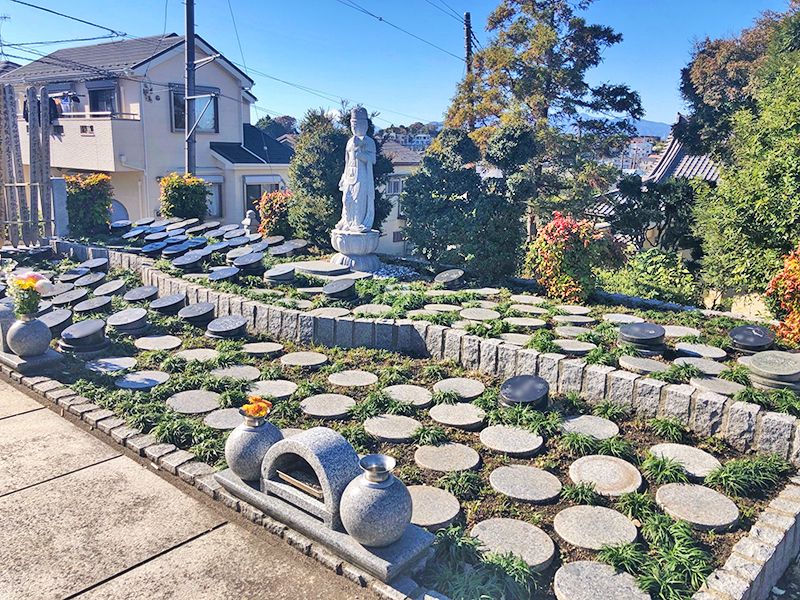 ロイヤル藤沢長後樹木葬墓地