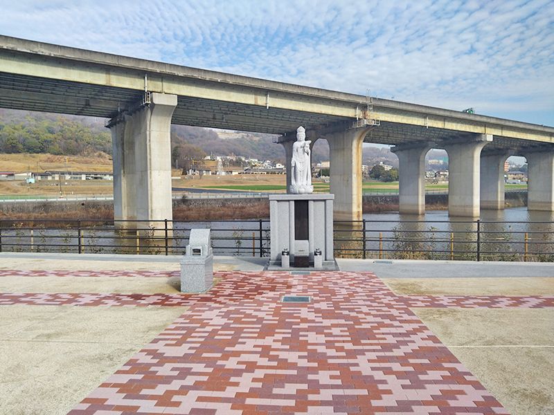 福山東墓苑