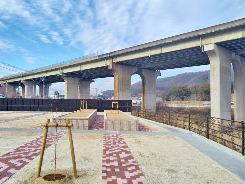 福山東墓苑