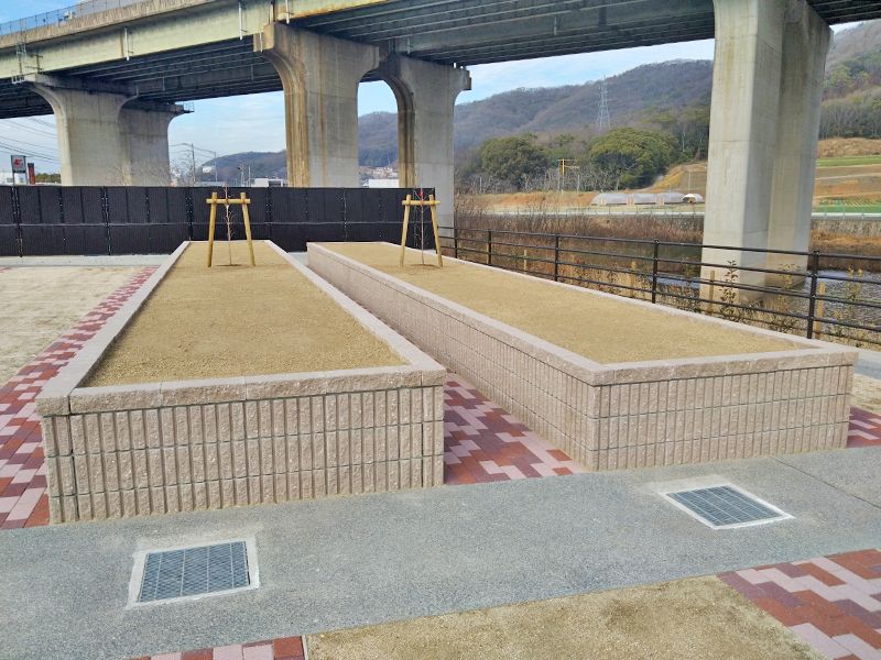 福山東墓苑