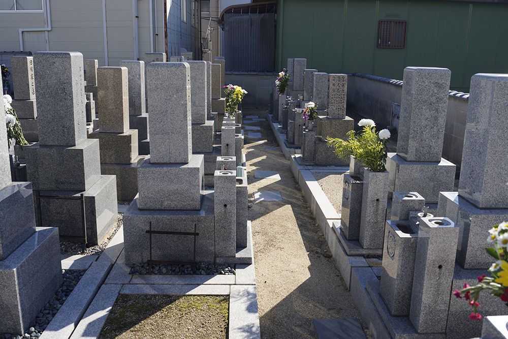 最勝寺境内墓地