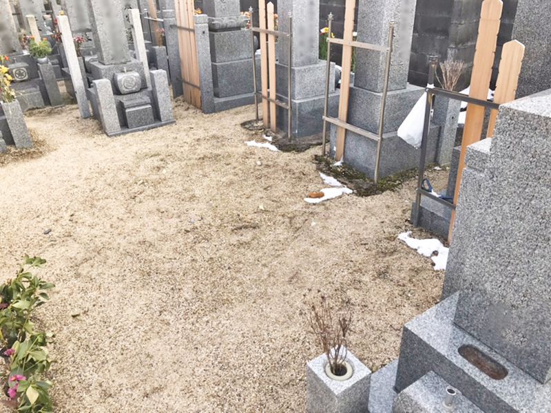 伊勢田墓地