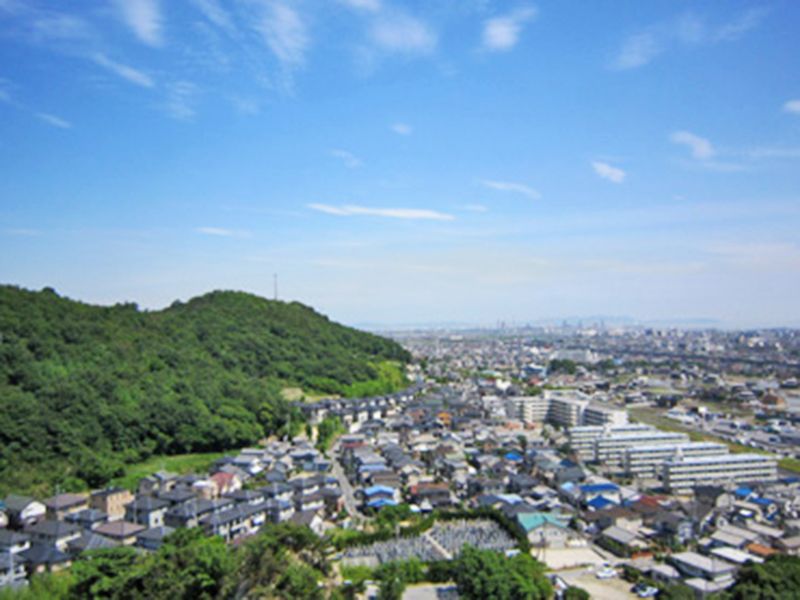 伊保山霊園