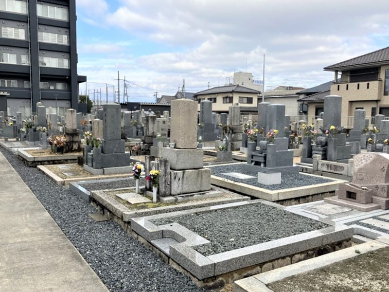 渋川墓地