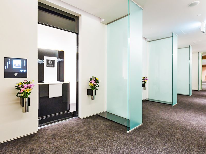 月輪山 千光寺 月の廟庭