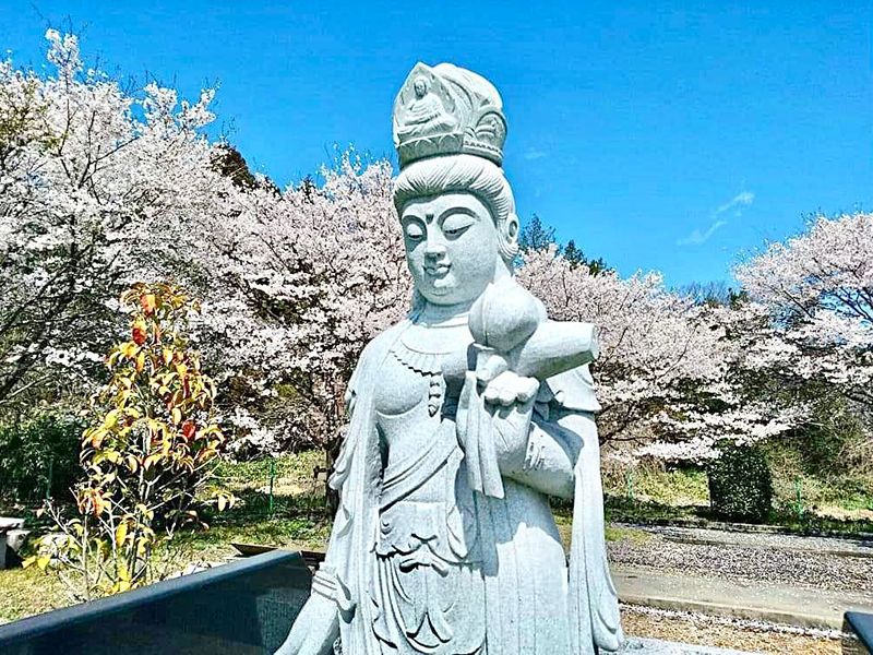 日光杉並木墓苑