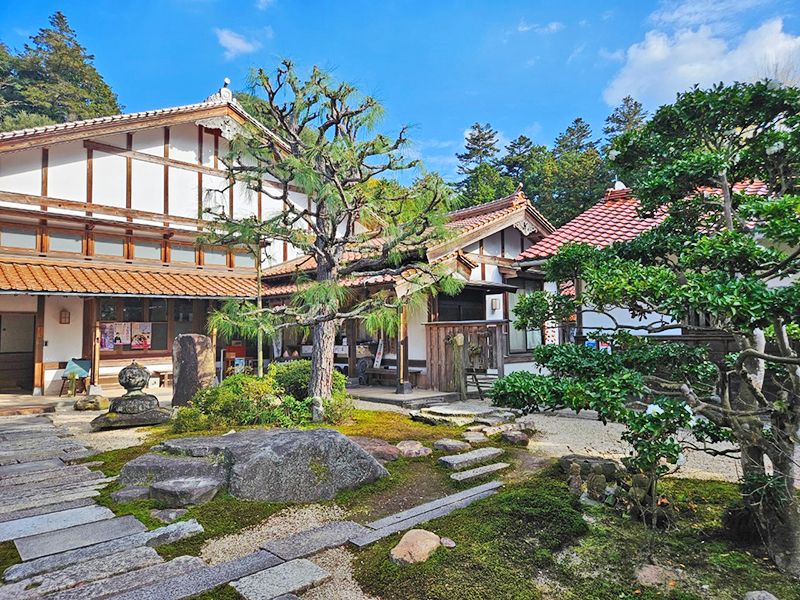 雲樹寺 のうこつぼ