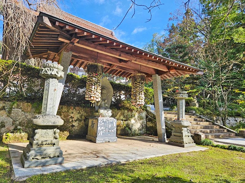 雲樹寺 のうこつぼ