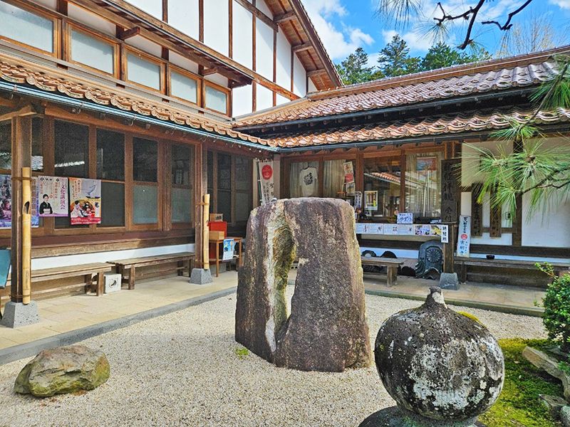 雲樹寺 のうこつぼ
