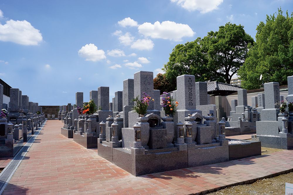 満願寺墓苑