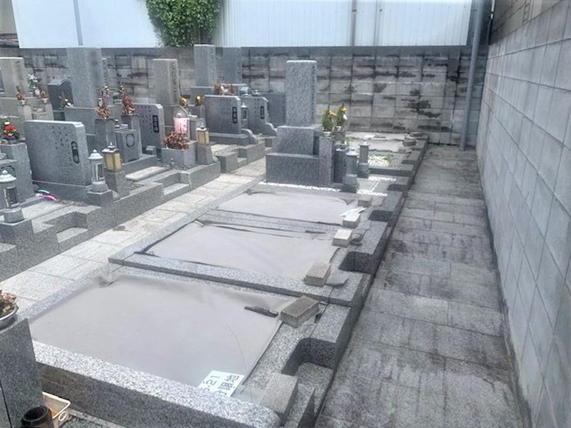 出戸共同墓地