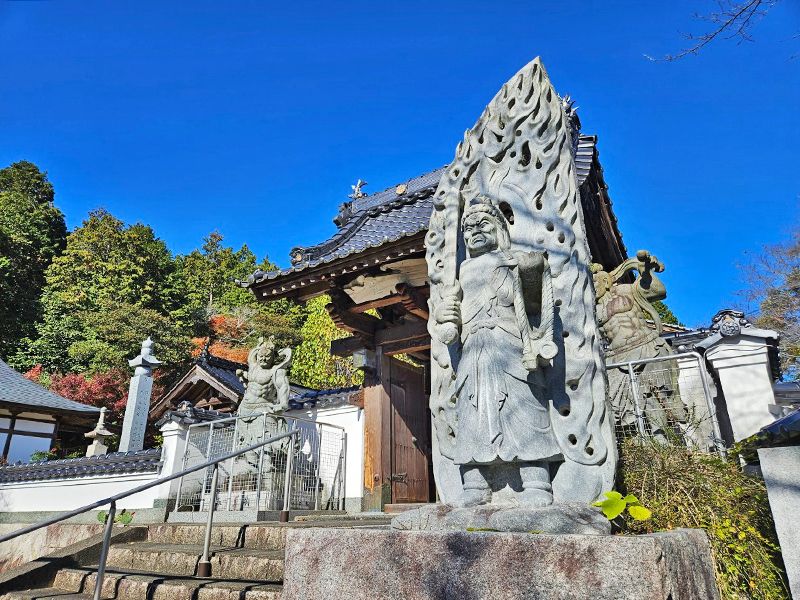 真休寺 のうこつぼ