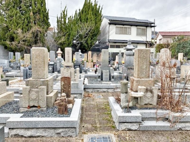 郡家東墓地