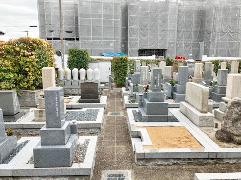 郡家東墓地