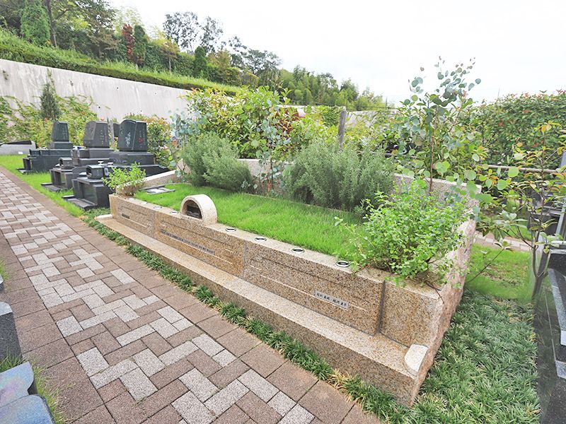 あざみ野浄苑　悠久の丘